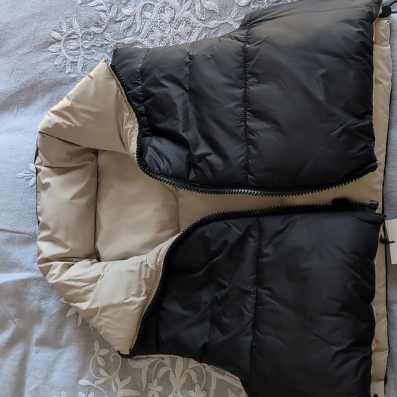 NWT Zara Puffer Vest - Picture 2 of 7